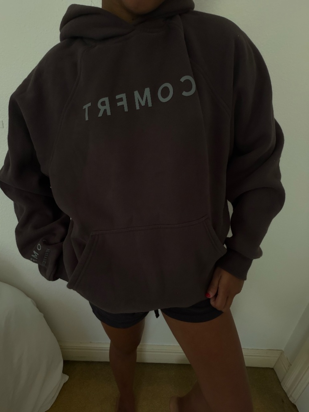 COMFRT Hoodie – Medium 🤎